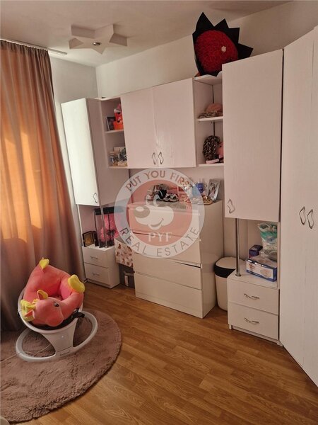 Antiaeriana, apartament 3 camere, 65 mp, decomandat, B8841.